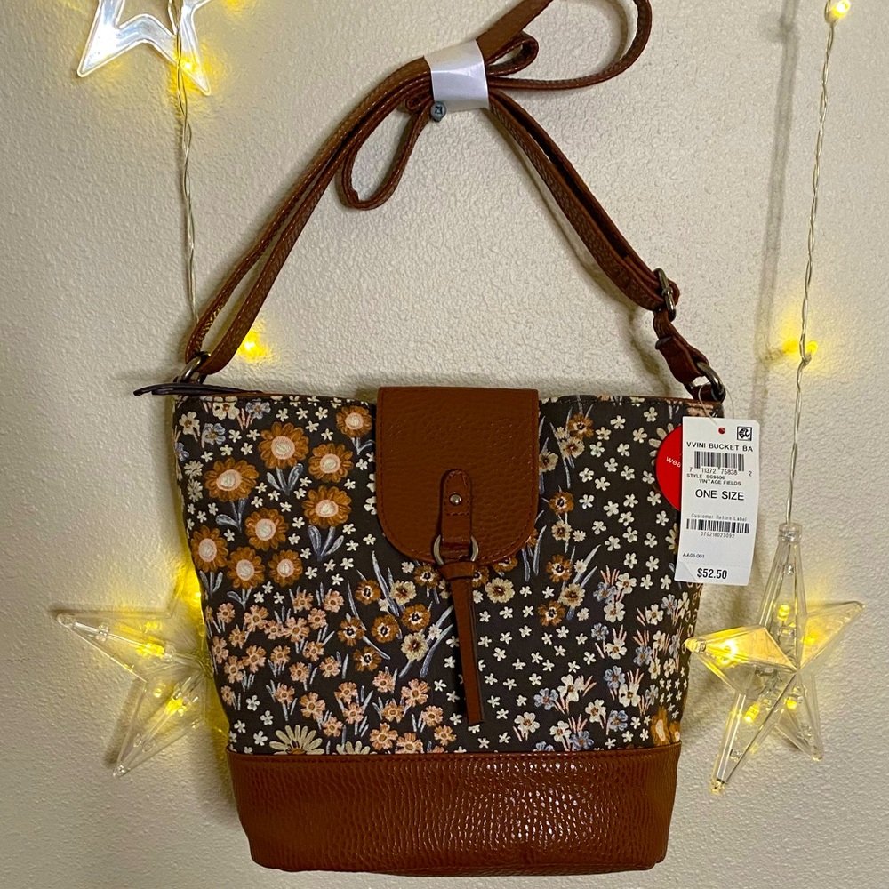 Brand new Style & Co crossbody handbag.